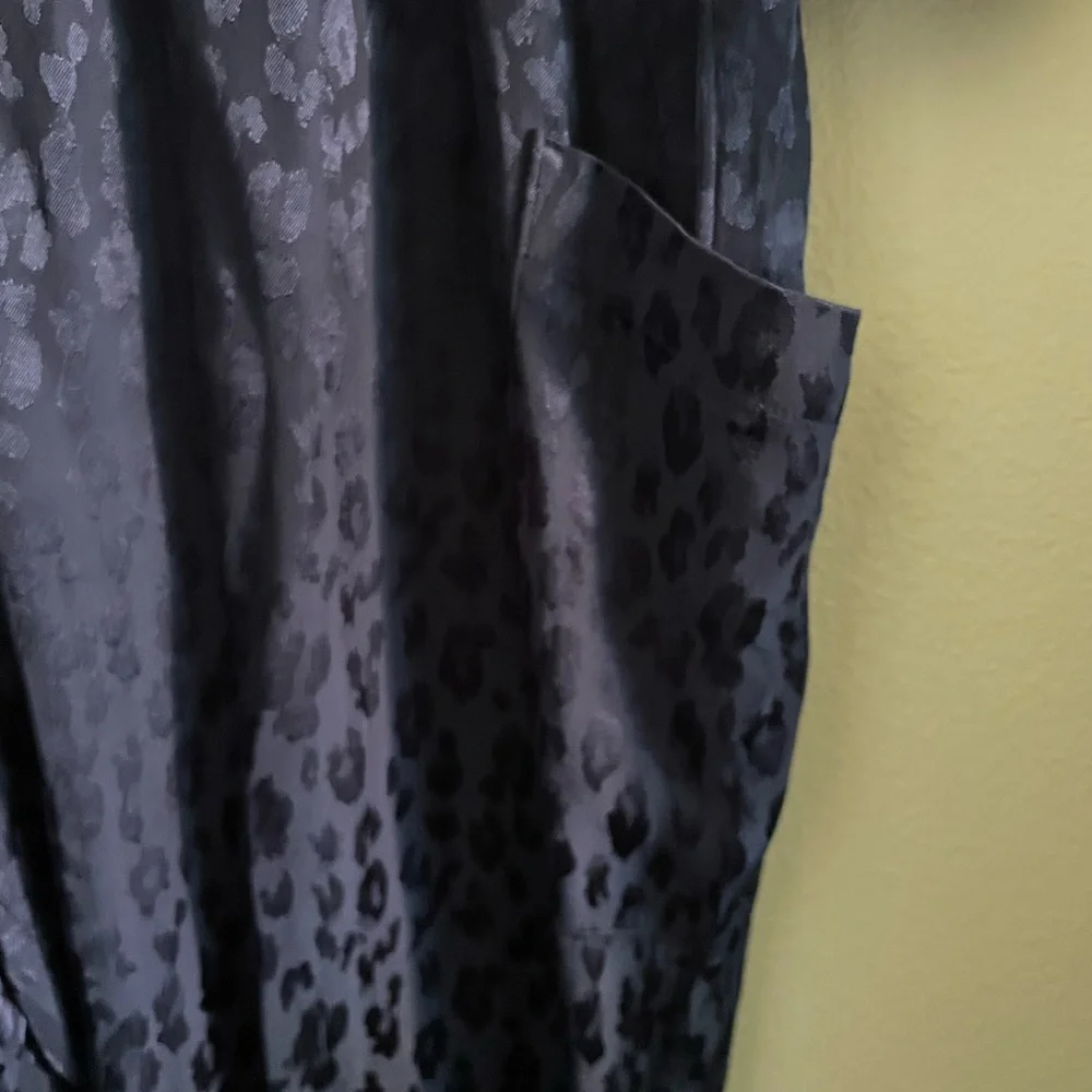 On  34th Animal Print Navy Blue Jumpsuit - Picture 8 of 8